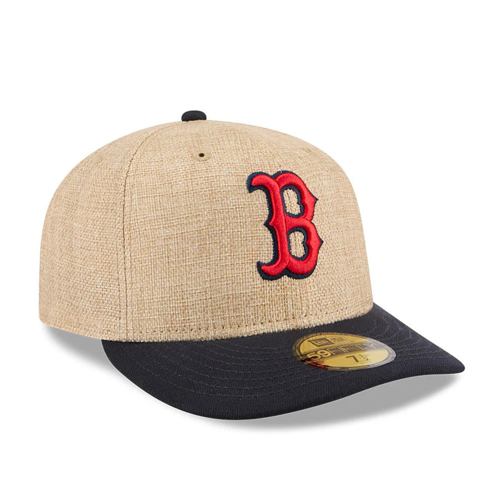 Boston Red Sox MLB Twine Beige New Era 59FIFTY Fitted Cap, three-quarter view showing the red team logo embroidered on the front beige panels, a contrasting black flat visor with a gold 59FIFTY size sticker on top.