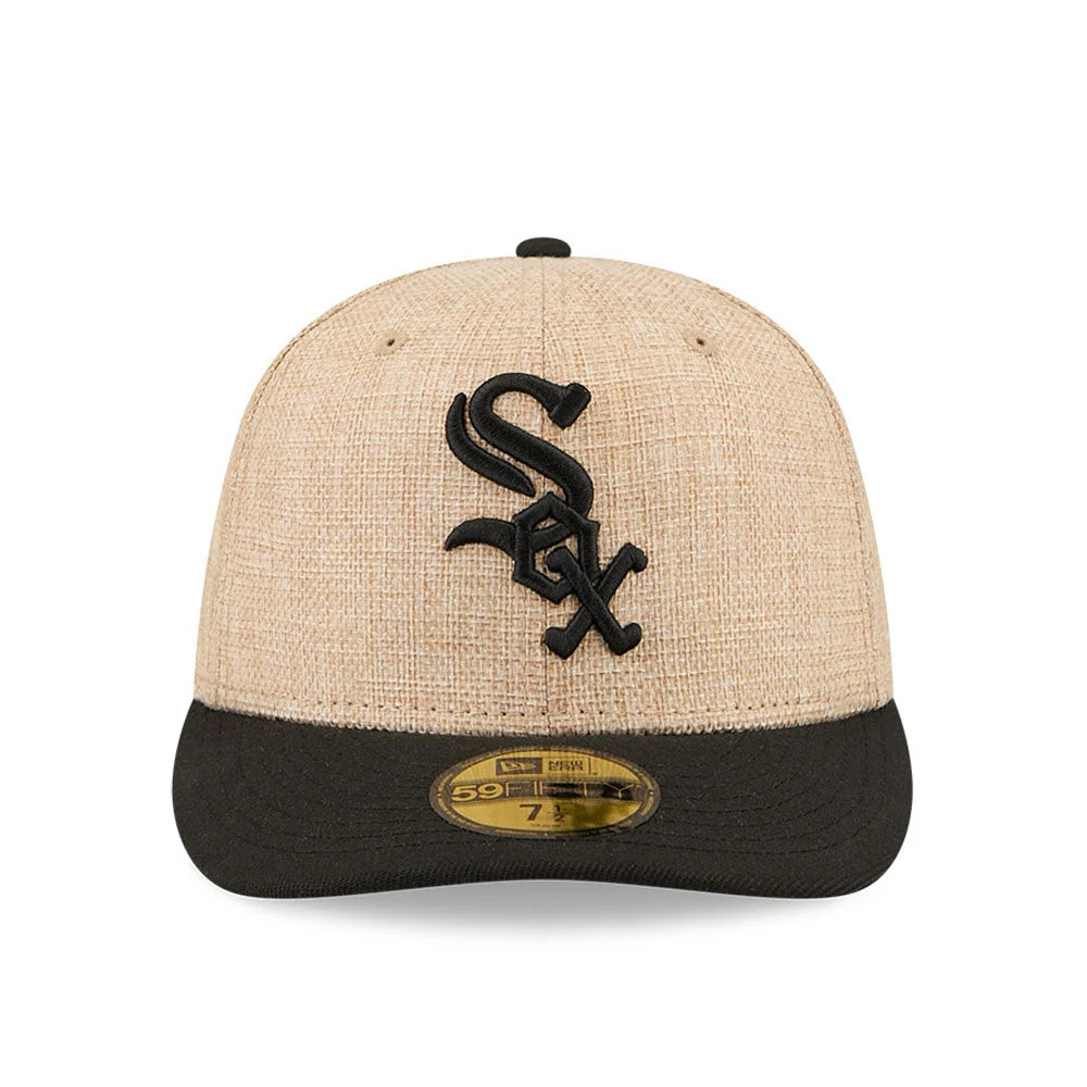 Chicago White Sox MLB Twine Beige New Era 59FIFTY Fitted Cap, front view showing the prominent black embroidered team logo on the textured beige crown, contrasted with a flat black visor and gold 59FIFTY size sticker.