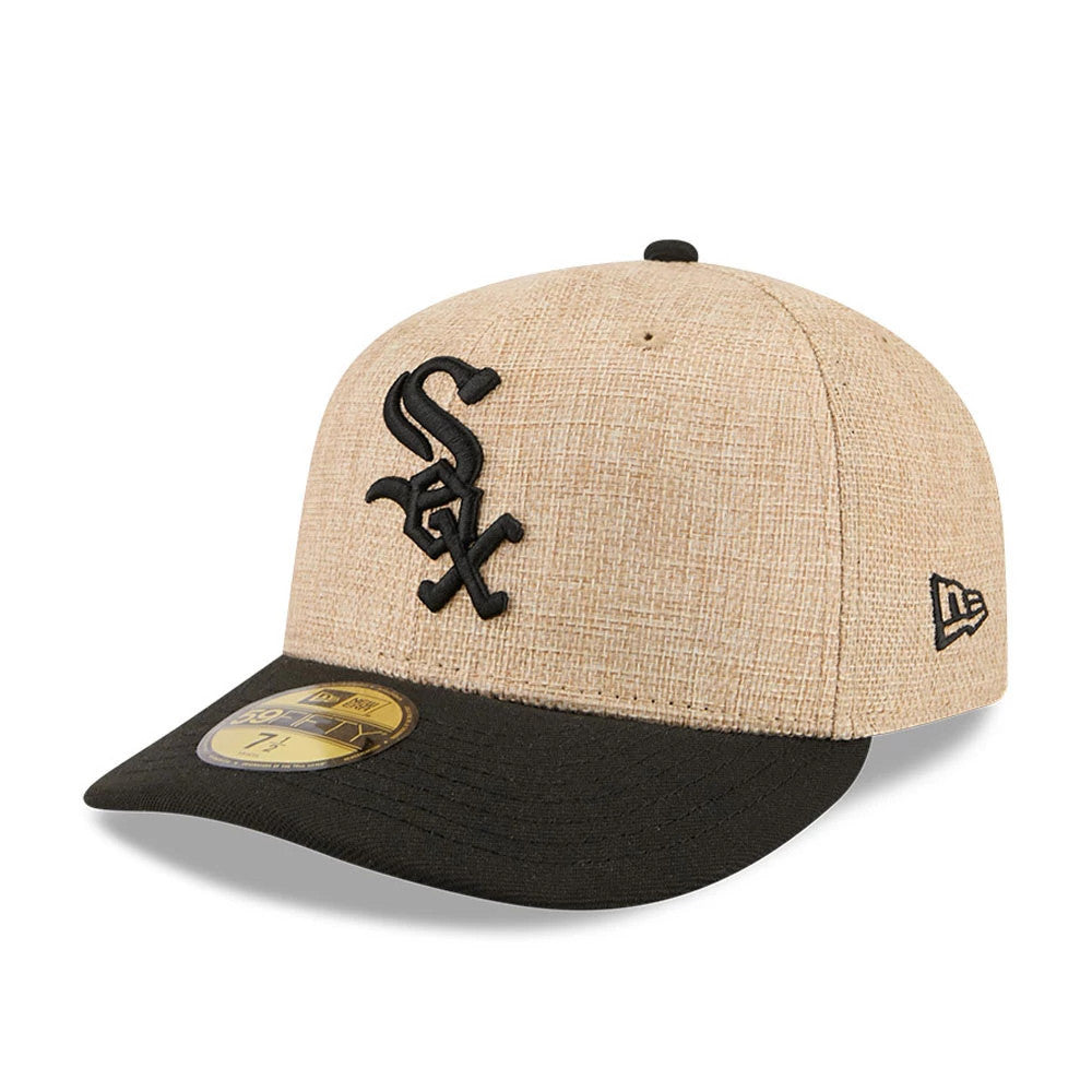 Chicago White Sox MLB Twine Beige New Era 59FIFTY Fitted Cap, three-quarter view showing the black embroidered front logo on the textured beige crown, with a contrasting black visor and a gold 59FIFTY size sticker placed centrally.