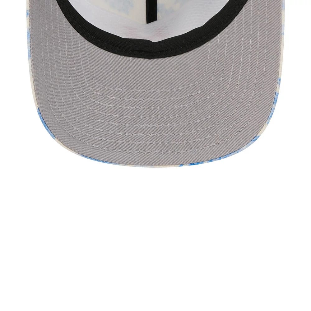 Pictured is this MLB Tropics New York Mets 19TWENTY cap in blue. 2