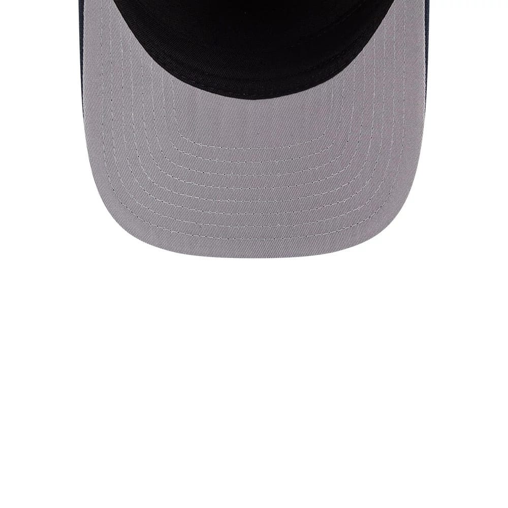 Pictured is this MLB Grained Detroit Tigers 9FIFTY A-Frame Snapback cap in navy. 2