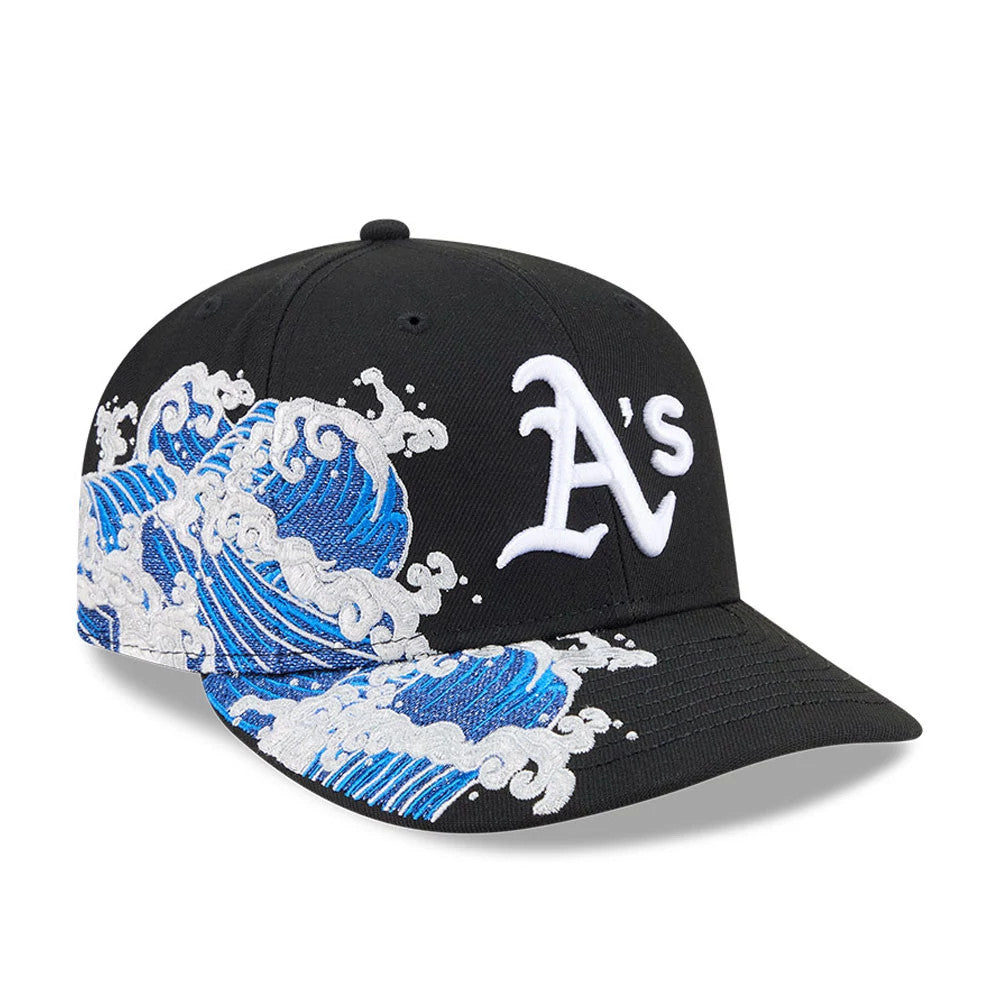 Athletics MLB Vissurf Black New Era 9FIFTY Snapback Adjustable Cap, front view showing the white raised embroidered A’s logo on the black front panel with dynamic blue and white wave graphics extending across the side and visor.