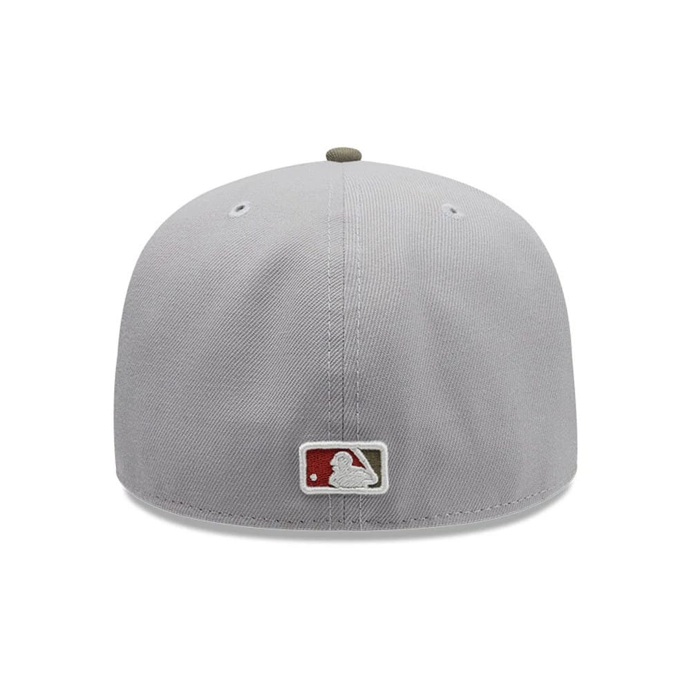 Pictured is this MLB Tagged New York Yankees 59FIFTY Fitted cap in grey. 5