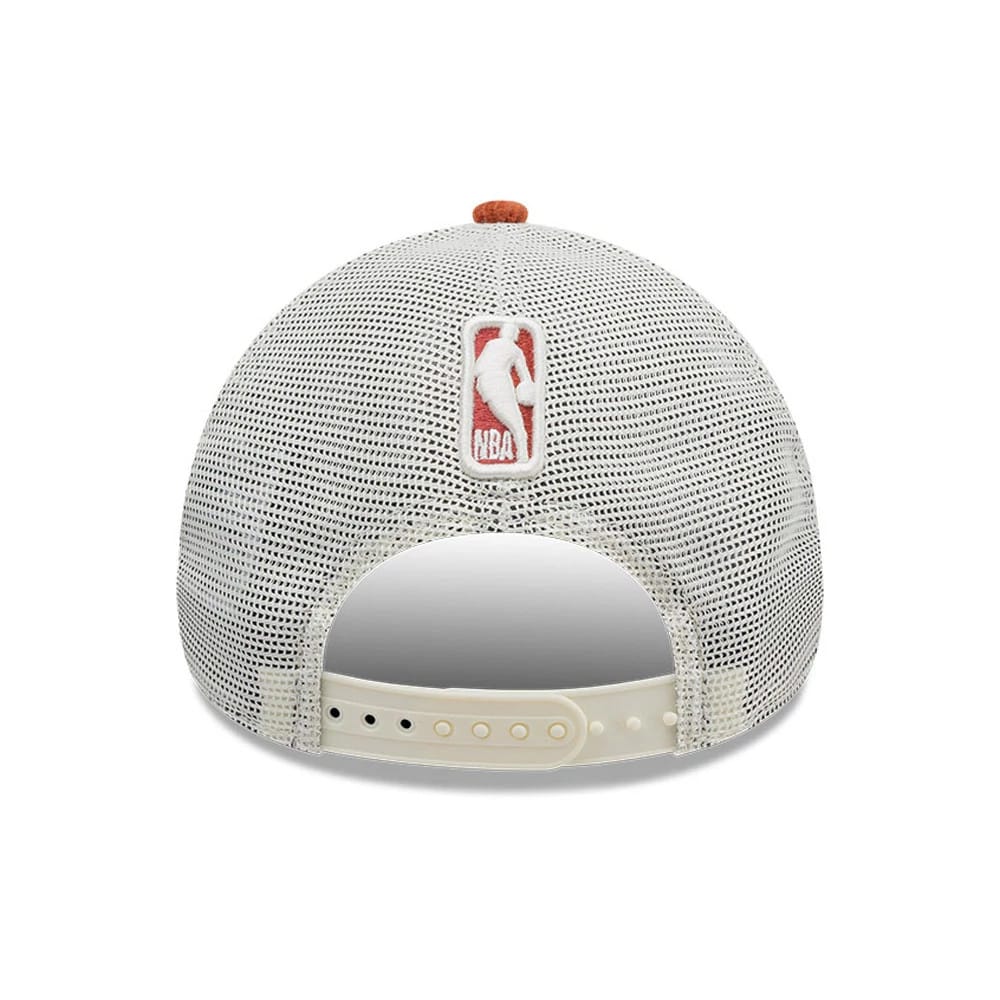 Pictured is this NBA Old English Chicago Bulls 9FORTY A-Frame cap in white. 4