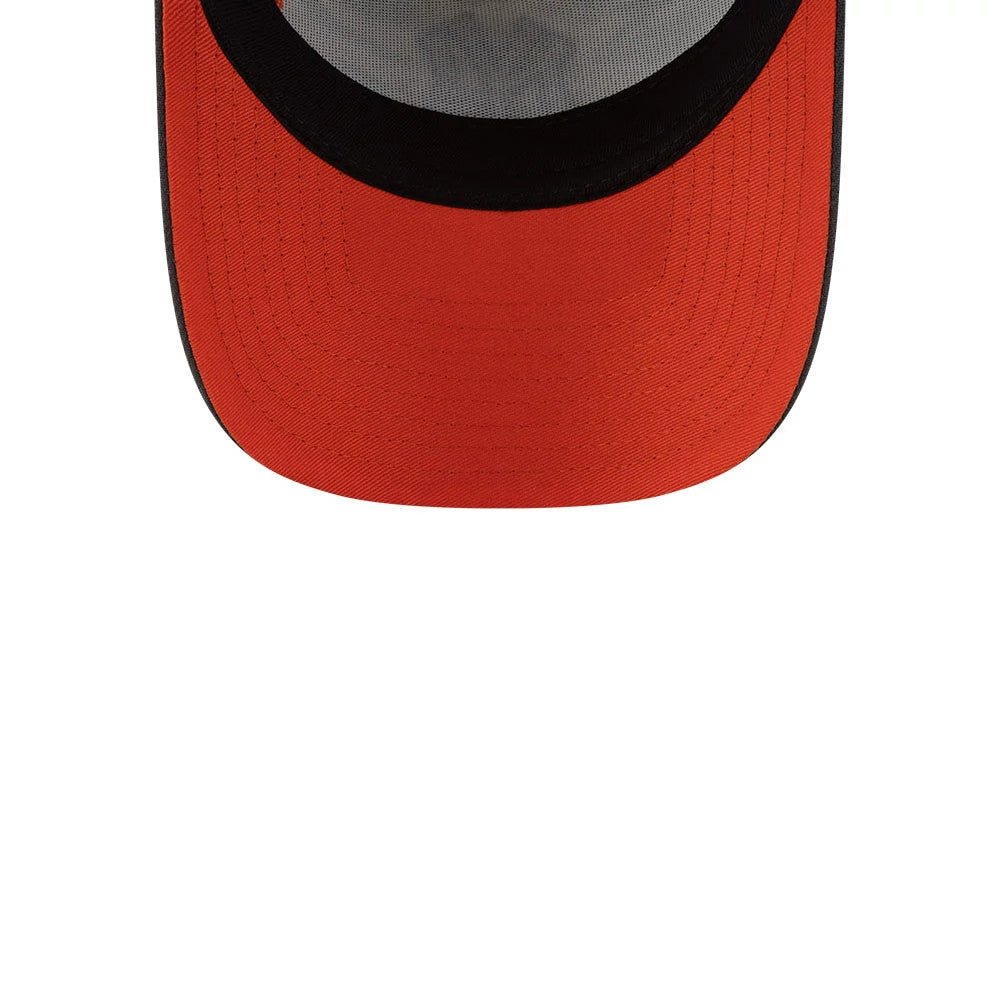 New York Yankees MLB Tiger Camo Green New Era 9FORTY A-Frame Cap, inside view showing the red undervisor, black interior taping and white sweatband, providing a detailed look at the craftsmanship and colour contrast within the cap.