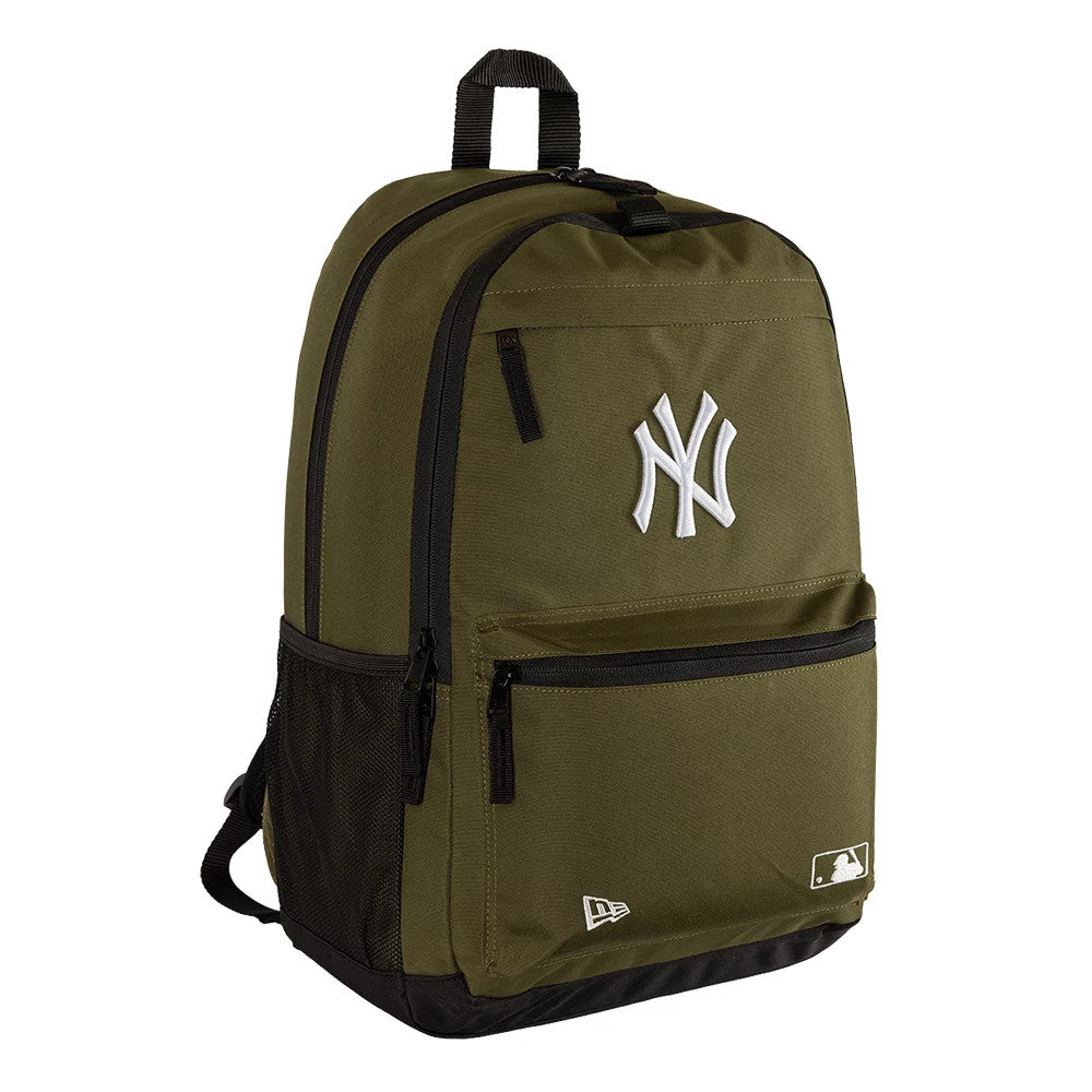 Pictured is this MLB New York Yankees Delaware Backpack in Dark Green. 3