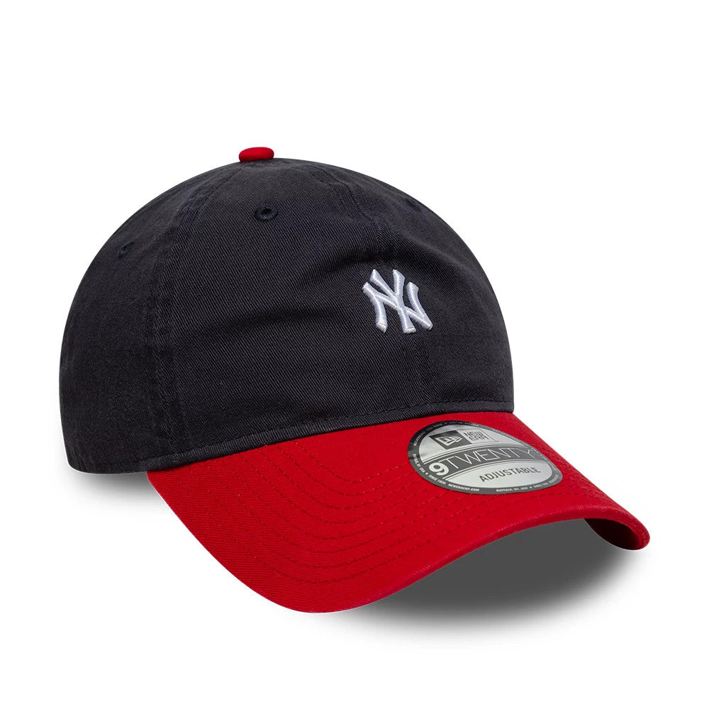 Pictured is this MLB Washed Contrast New York Yankees 9TWENTY cap in navy. 3