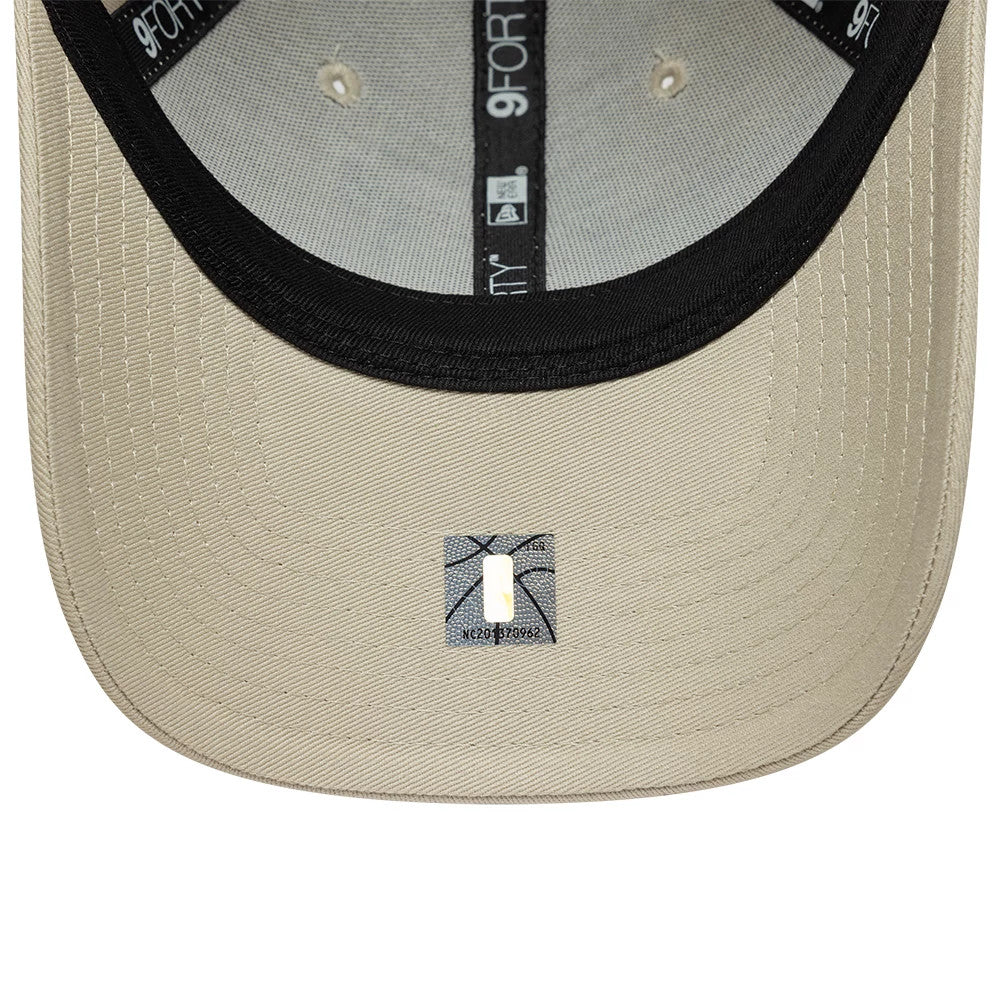 LA Lakers NBA Team Outline Cream New Era 9FORTY Adjustable Cap, inside view showing the black 9FORTY taping along the seams, a grey sweatband, and a sticker on the cream undervisor near the edge.