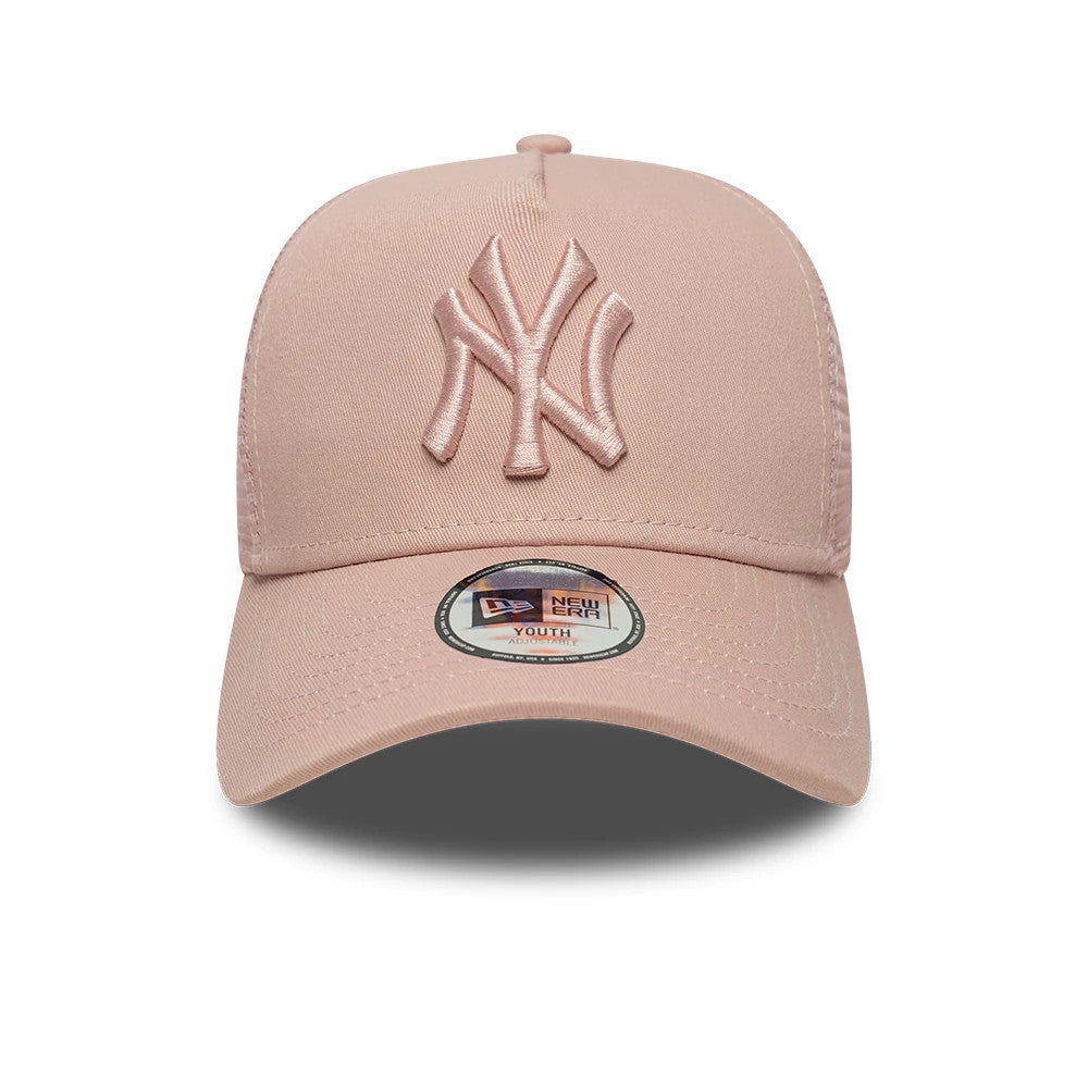 New York Yankees Youth MLB League Essential Pastel Pink New Era 9FORTY A-Frame Trucker Adjustable Cap, front view showing a raised embroidered NY logo on the front panel, a matching pastel pink curved visor, and a 9FORTY size sticker on the visor.