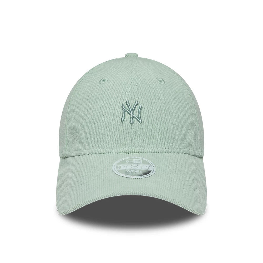 New York Yankees Womens MLB Cord Pastel Green New Era 9FORTY Adjustable Cap, front view showing a raised embroidered NY logo on the centre front panel in matching pastel green, with a curved visor and a 9FORTY size sticker on the visor.