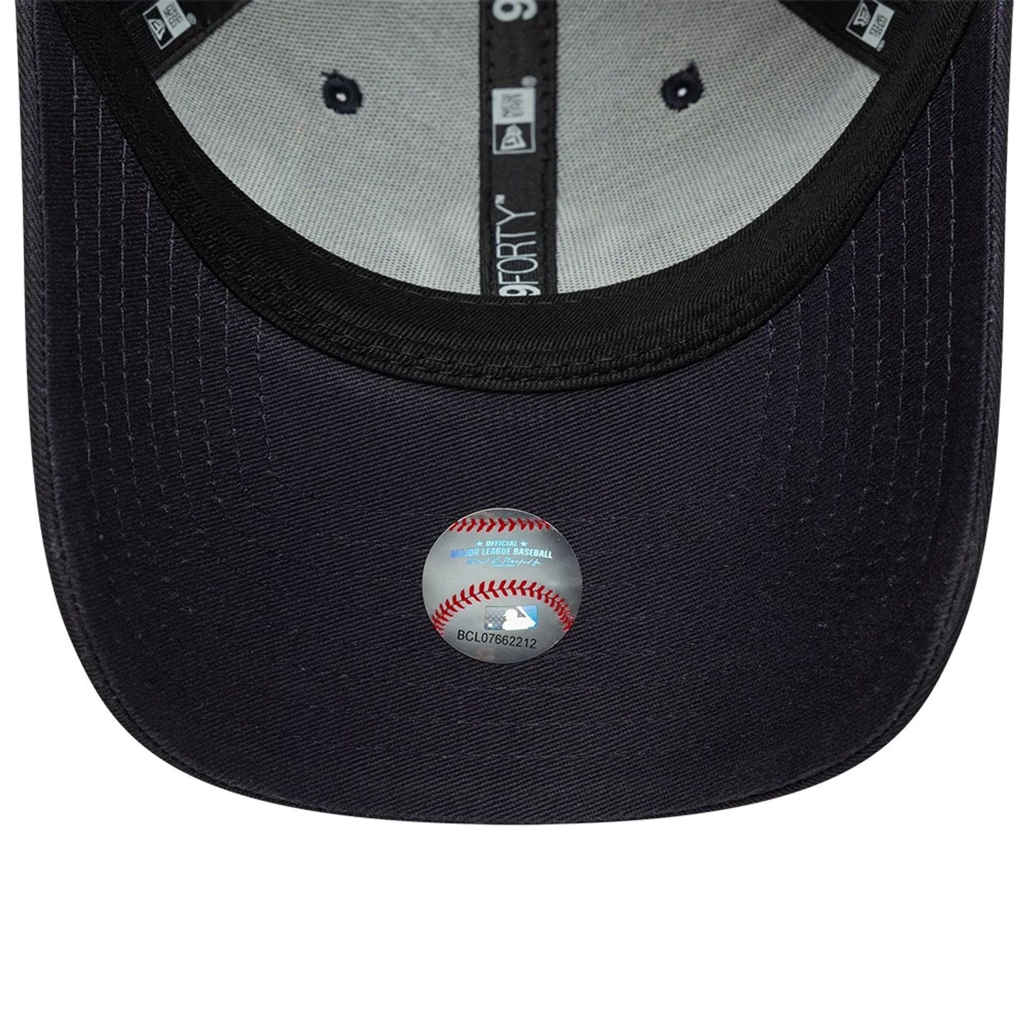 Pictured is this MLB City Icon New York Yankees 9FORTY cap in navy. 5