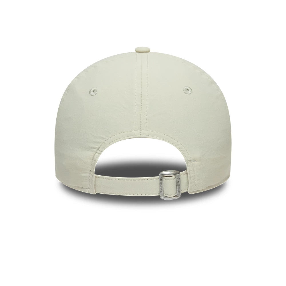 New York Yankees MLB Recycled Light Beige New Era 9TWENTY Adjustable Cap, rear view showing the absence of a back logo on the unstructured light beige crown, with a buckle fastening on the adjustable fabric strap.