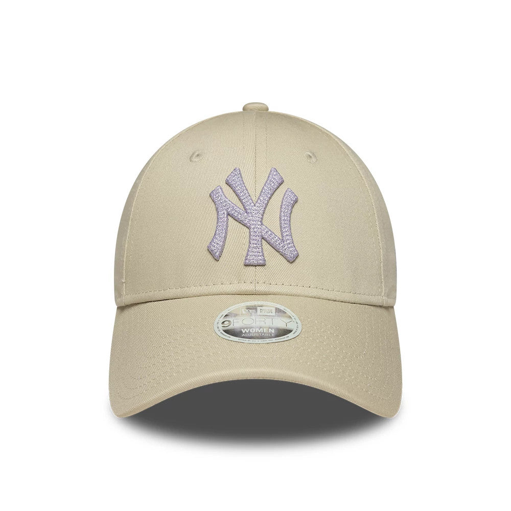 New York Yankees Womens MLB Metallic Light Beige New Era 9FORTY Adjustable Cap, front view showing a raised light purple NY logo embroidered on the structured beige crown, with a 9FORTY size sticker on the matching curved visor.