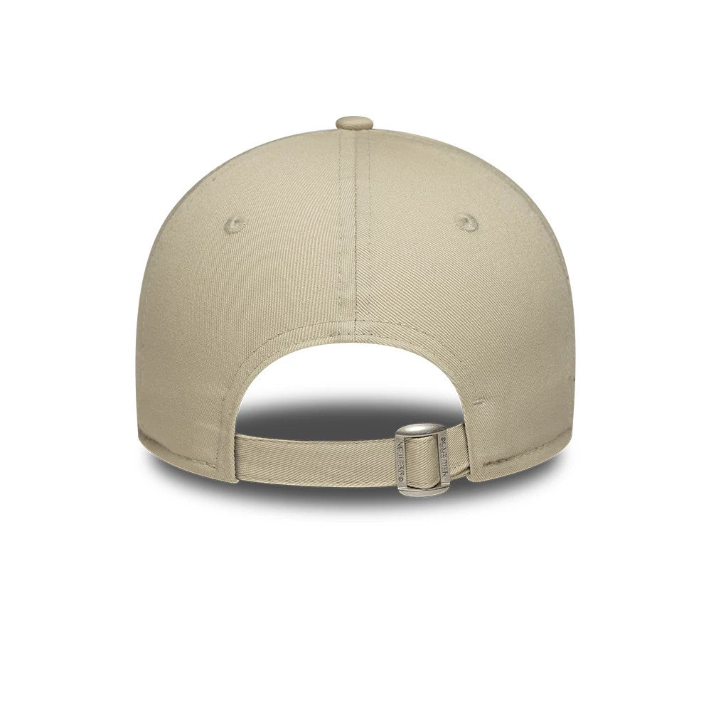 New York Yankees Womens MLB Metallic Light Beige New Era 9FORTY Adjustable Cap, rear view showing the light beige adjustable strap with a buckle, absence of any back logo, and the structured crown featuring embroidered eyelets.