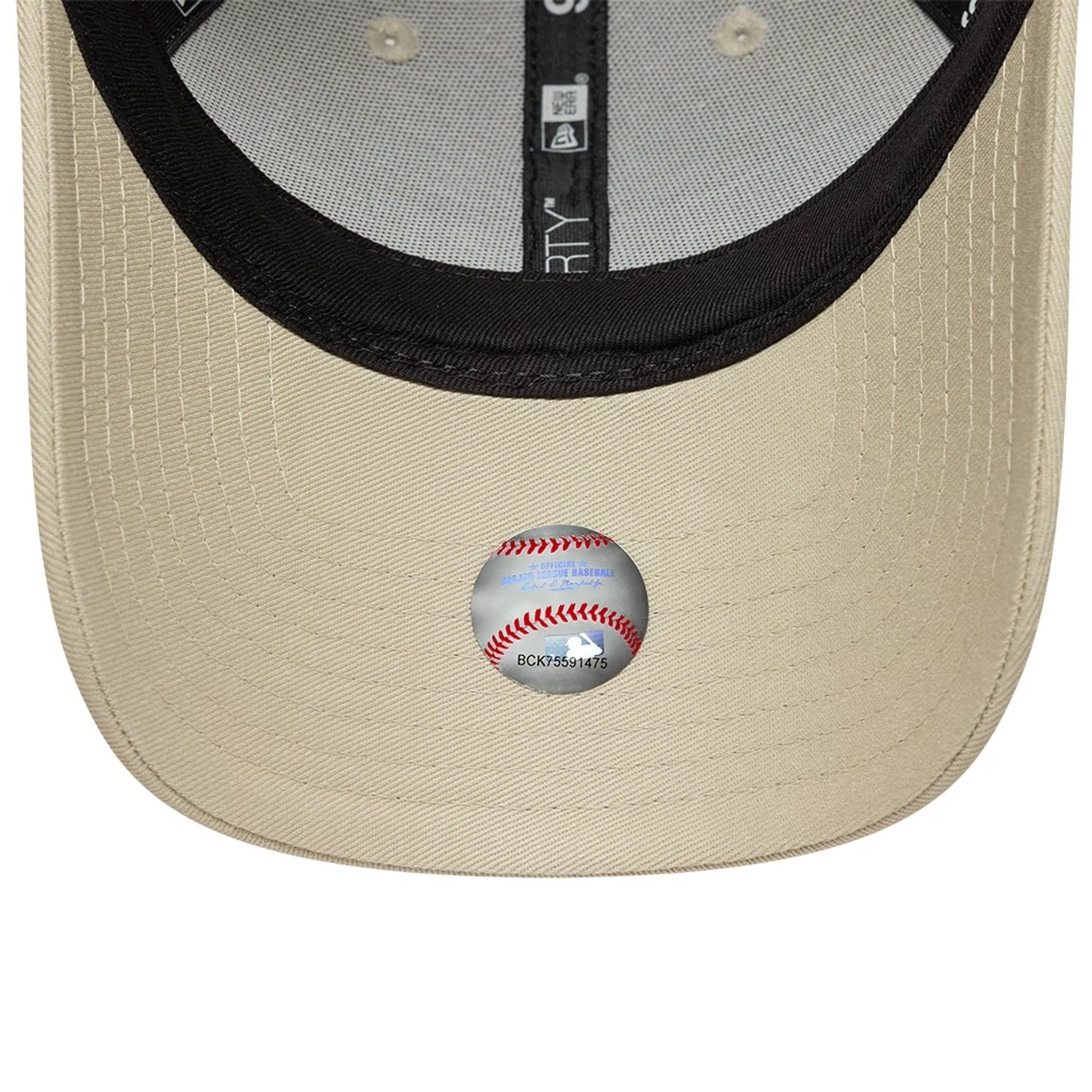 Pictured is this Womens MLB Metallic New York Yankees 9FORTY cap in light beige. 5