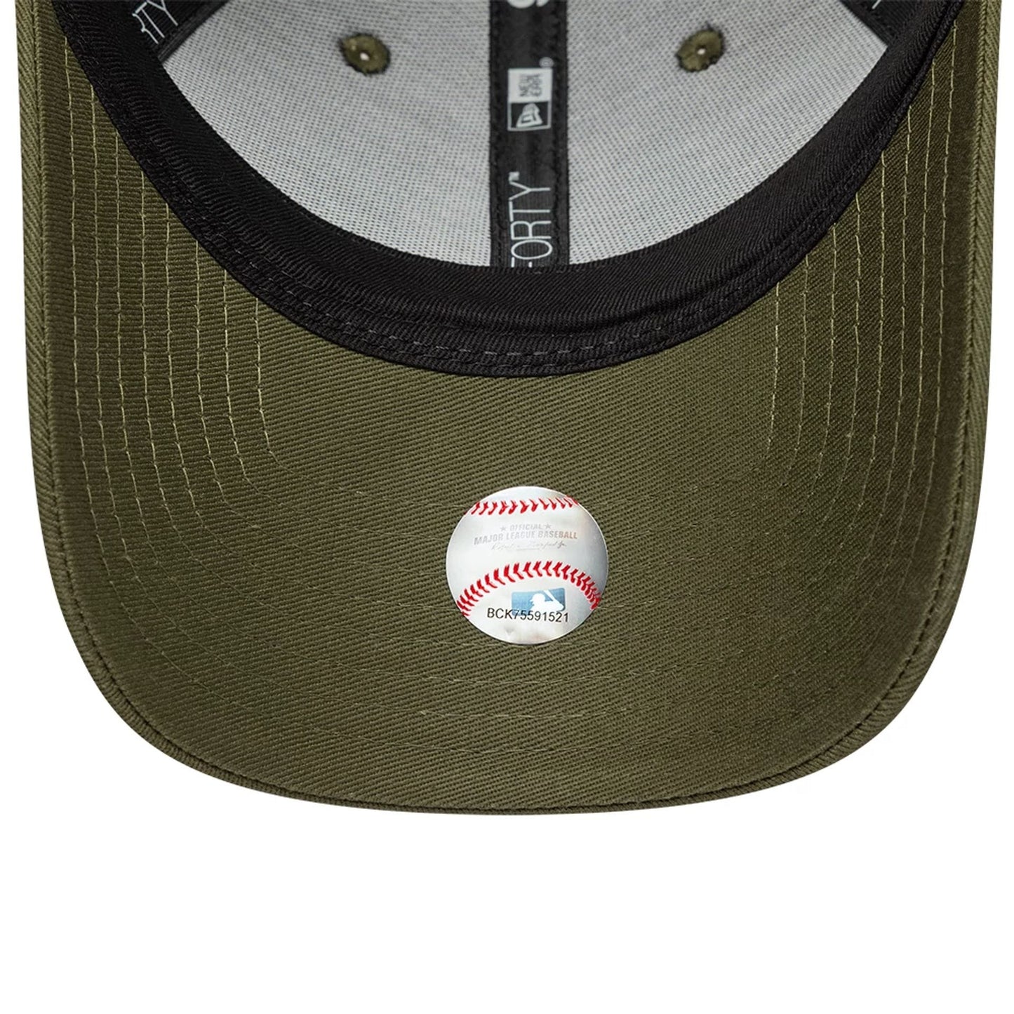 Pictured is this Womens MLB Metallic LA Dodgers 9FORTY cap in Dark Green. 5