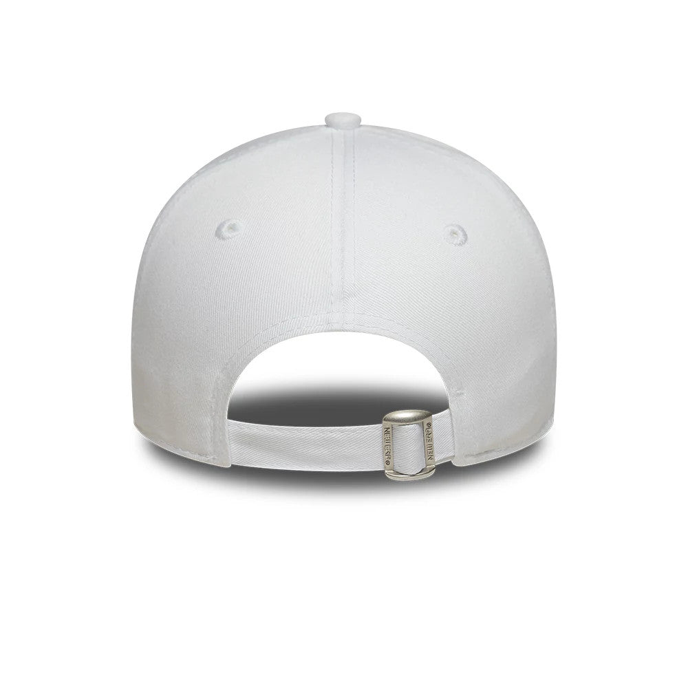 Pictured is this Womens MLB League Essential New York Yankees 9FORTY cap in white. 4