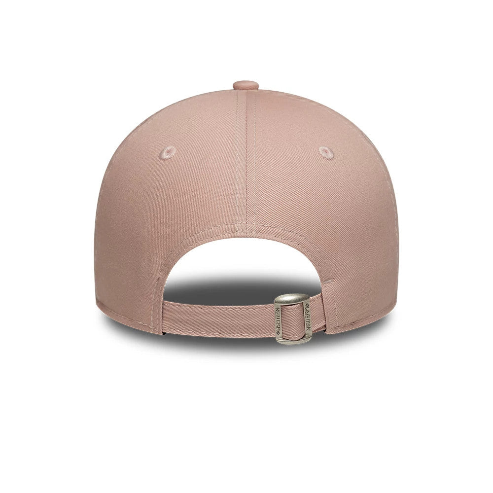 Pictured is this Womens MLB League Essential New York Yankees 9FORTY cap in pastel pink. 4