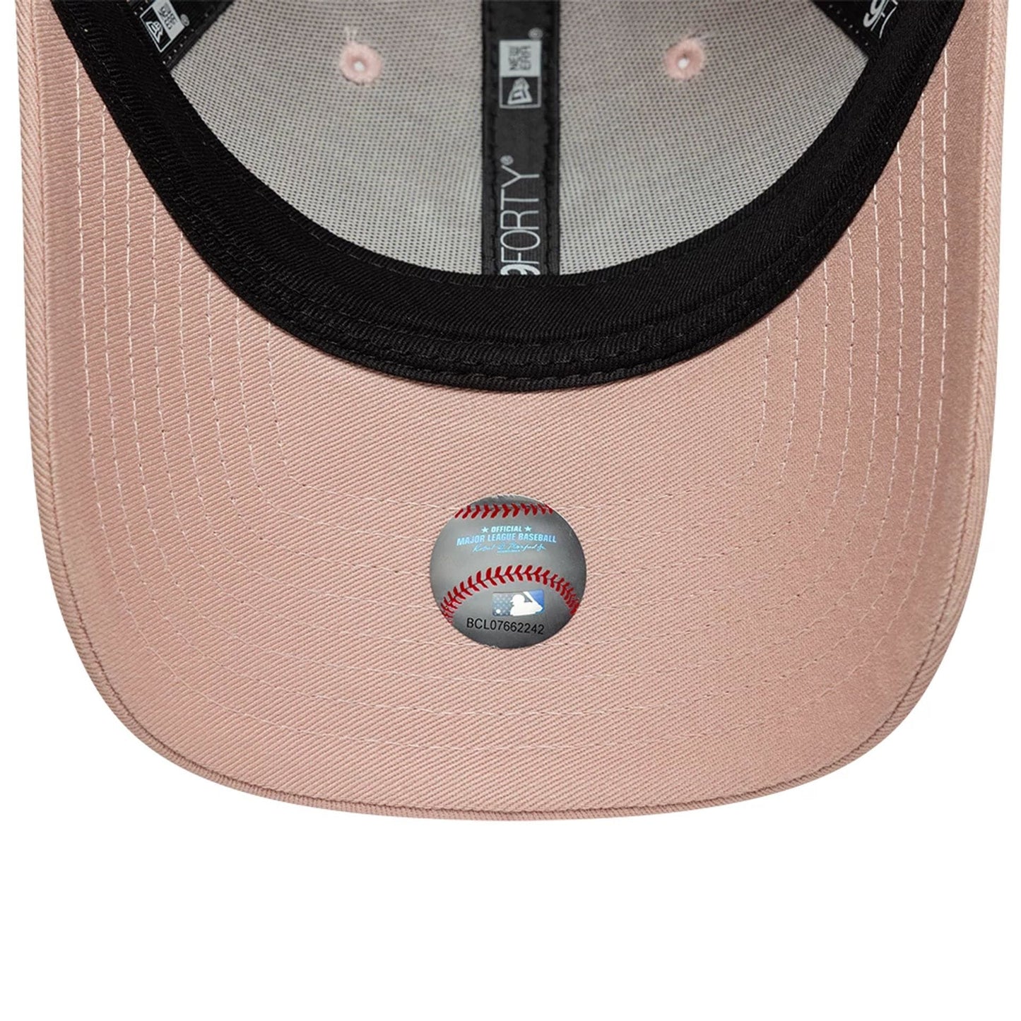 Pictured is this Womens MLB League Essential New York Yankees 9FORTY cap in pastel pink. 5