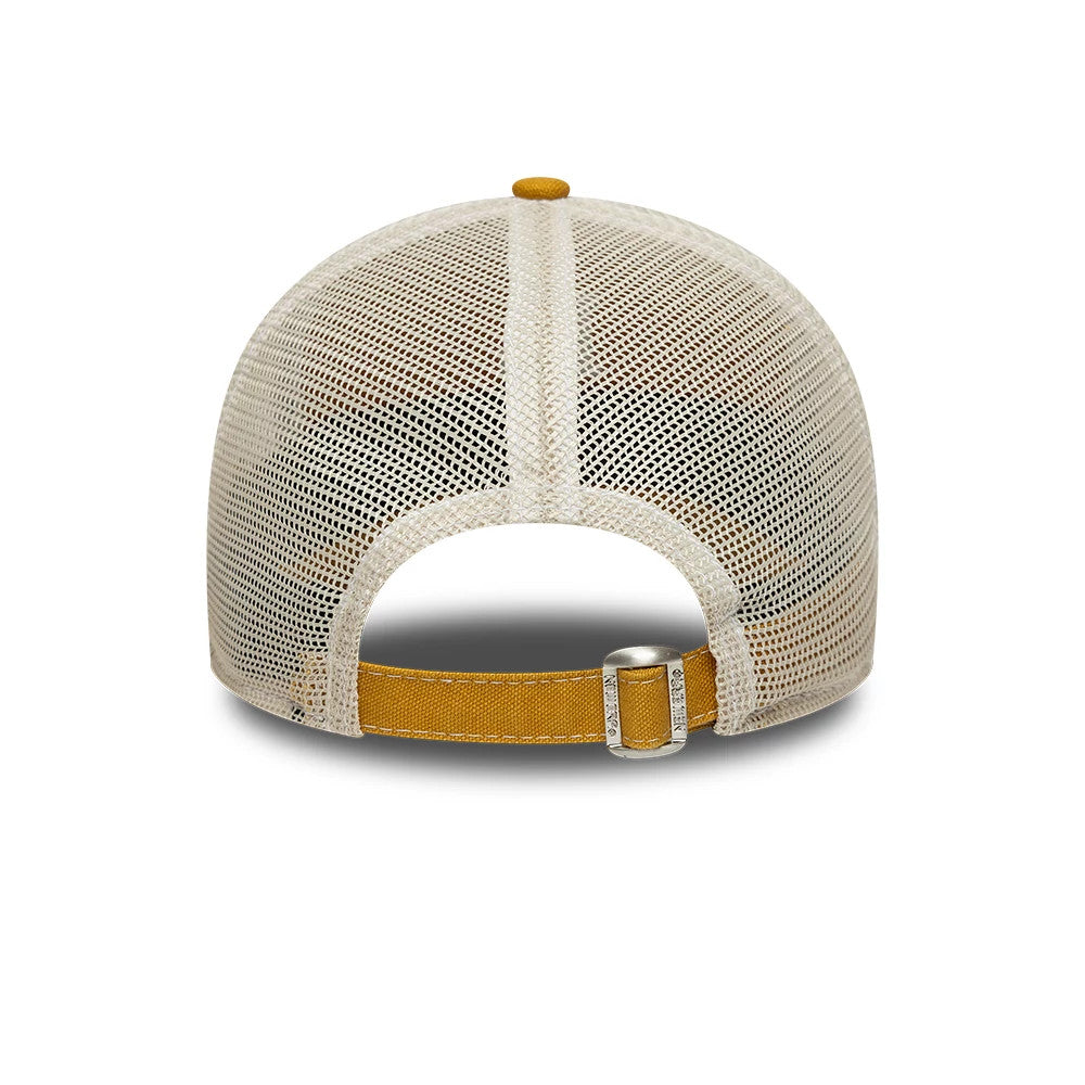 LA Dodgers MLB Cotton Canvas Beige New Era 9TWENTY Trucker Adjustable Cap, rear view showing the beige mesh back panels with a brown cotton strap and silver buckle, and a top button accentuating the retro-inspired structure.