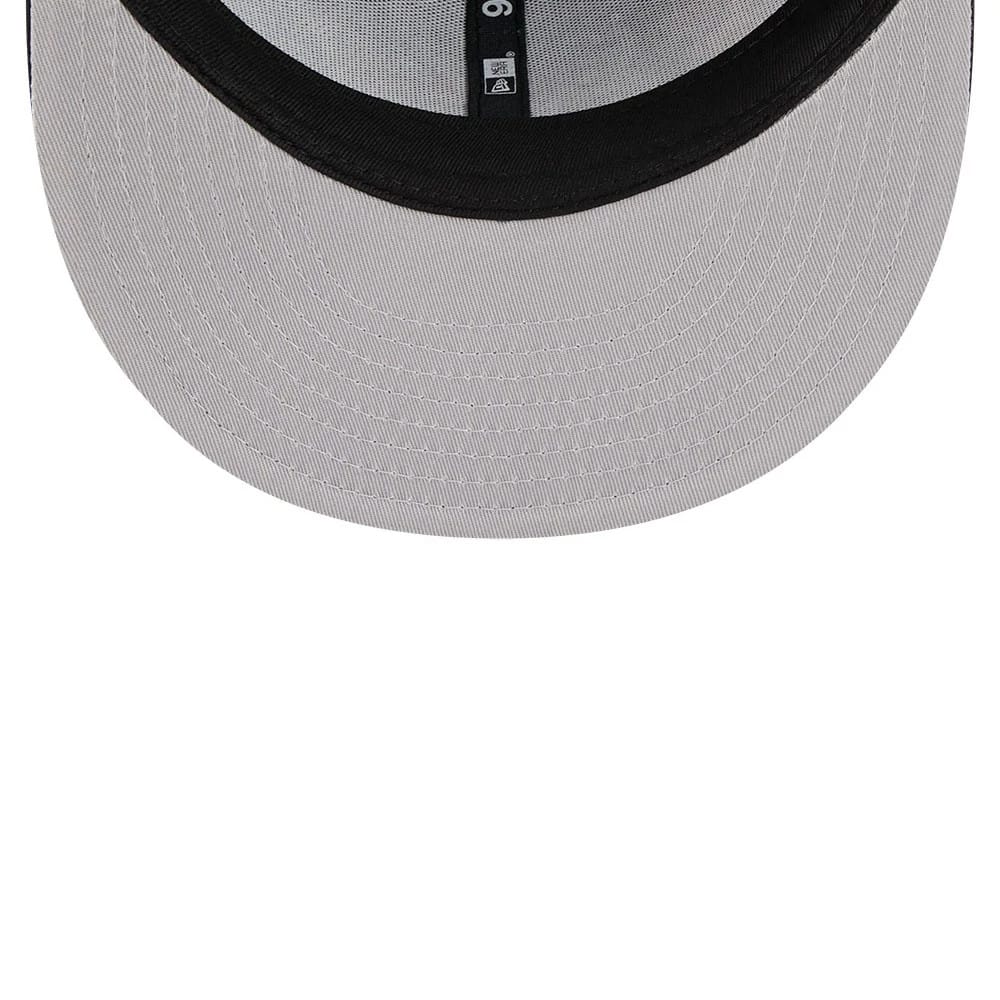 Pictured is this NBA Hardwood Classic All Star Game New York Knicks 9FIFTY Snapback cap in blue. 2