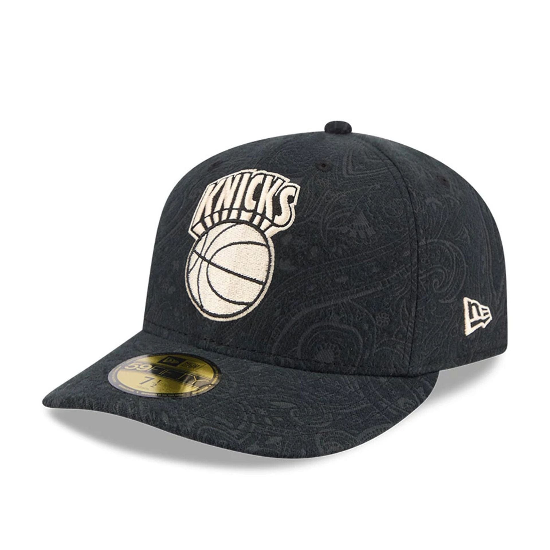 Pictured is this NBA Brushed Cotton New York Knicks 59FIFTY Fitted cap in black. 1