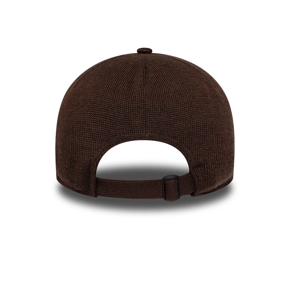 Detroit Tigers MLB Merino Wool Dark Brown New Era 9TWENTY Adjustable Cap, rear view showing a dark brown adjustable strap with buckle closure, knitted texture on the crown, and absence of any back logos or embroidery.