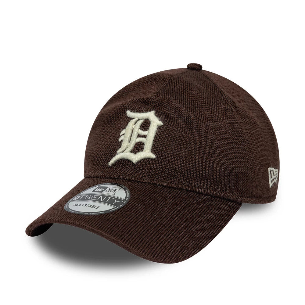 Detroit Tigers MLB Merino Wool Dark Brown New Era 9TWENTY Adjustable Cap, three-quarter view showing the raised embroidered white D logo on the front panel, a dark brown curved visor with a 9TWENTY size sticker.