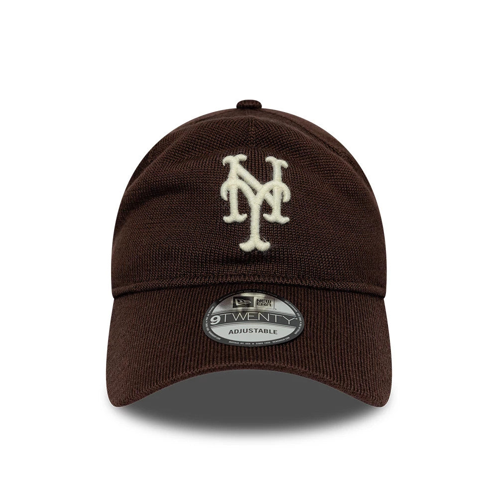 New York Mets MLB Merino Wool Dark Brown New Era 9TWENTY Adjustable Cap, front view showing a white raised embroidered NY logo on the structured dark brown crown, with a curved visor featuring the 9TWENTY size sticker at the centre.