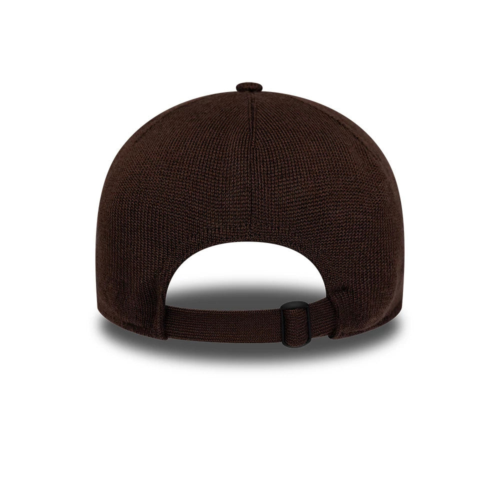 New York Mets MLB Merino Wool Dark Brown New Era 9TWENTY Adjustable Cap, rear view showing the dark brown strap with a buckle closure, seamless dark brown crown, and dark brown top button.
