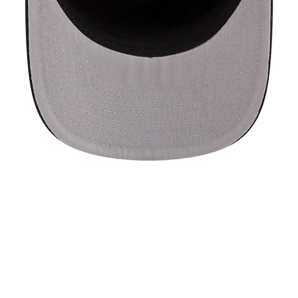 Chicago White Sox MLB Nylon Black New Era 19TWENTY Adjustable Cap, inside view showing a contrasting grey undervisor against the black sweatband, with evenly spaced stitching on the visor.