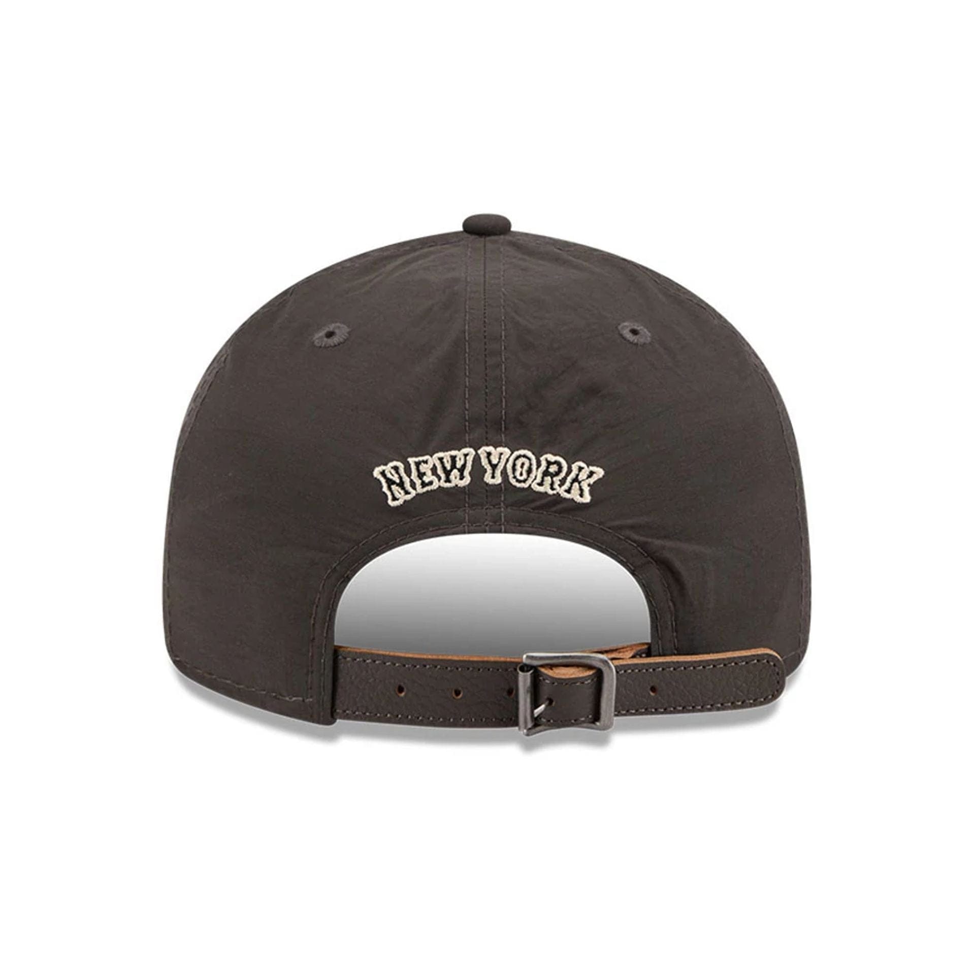 Pictured is this MLB Nylon New York Mets Retro Crown 9FIFTY cap in black. 2