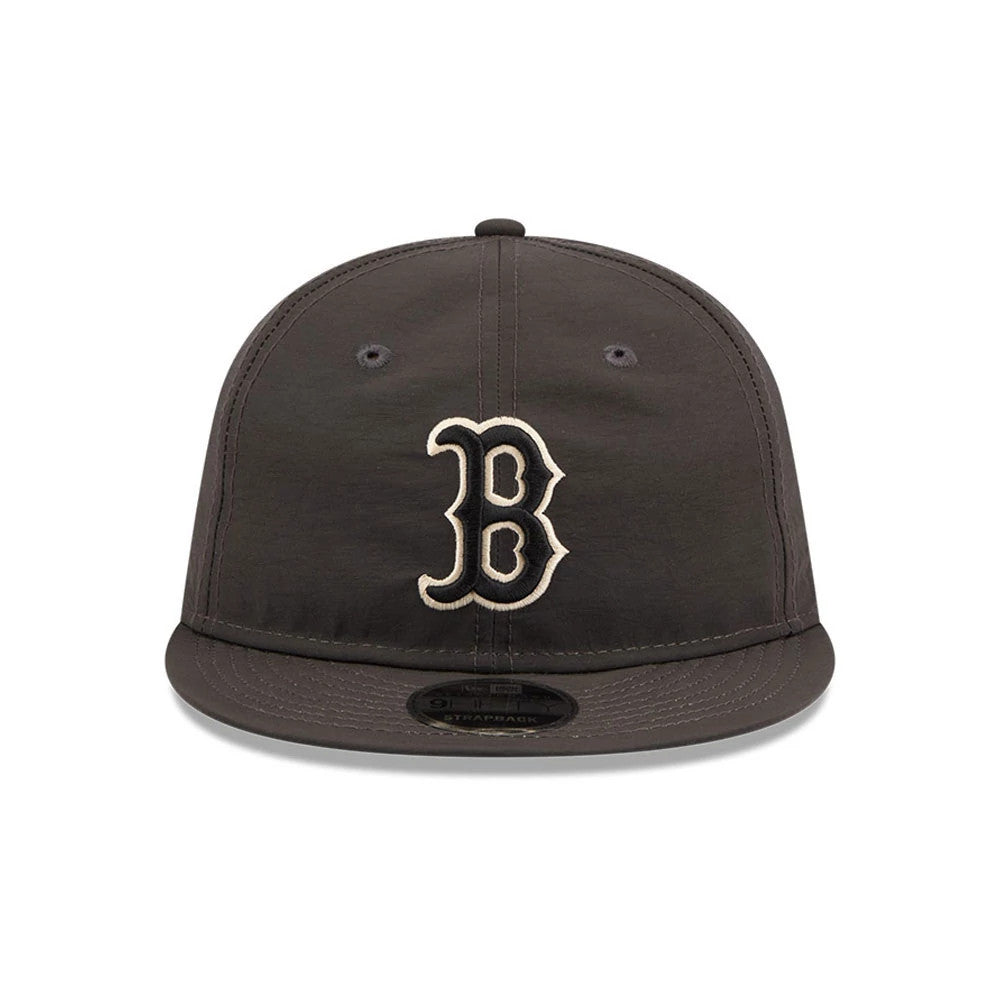 Boston Red Sox MLB Nylon Black Retro Crown New Era 9FIFTY Adjustable Cap, front view showing a raised white embroidered B logo on the structured black front panel, with eyelets and a black flat visor featuring a 9FIFTY size sticker.