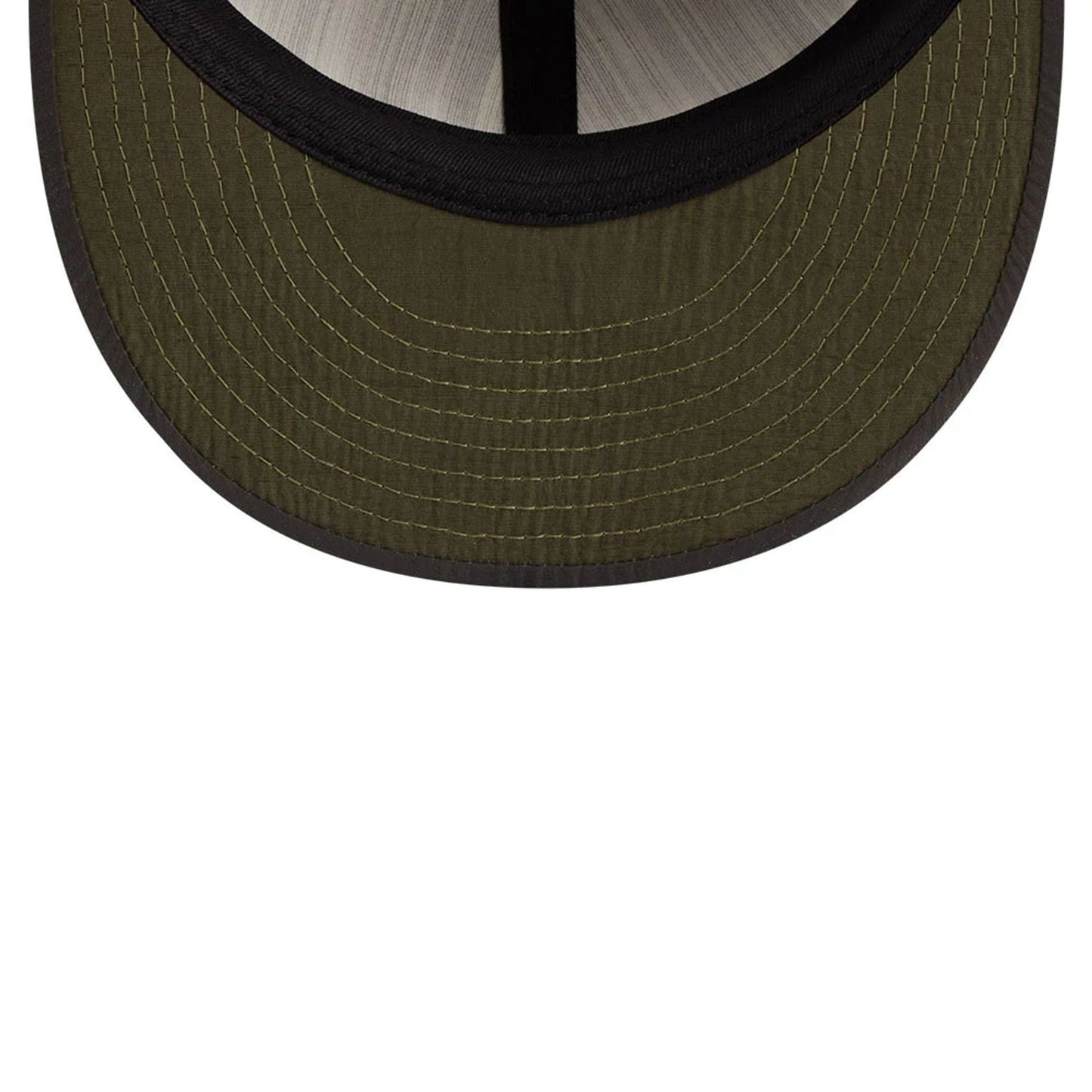 Pictured is this MLB Nylon Boston Red Sox Retro Crown 9FIFTY cap in black. 7