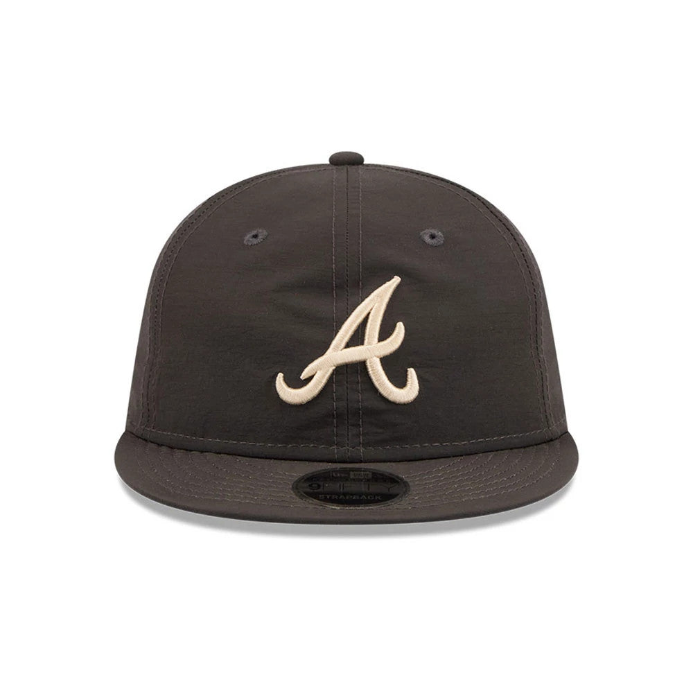 Atlanta Braves MLB Nylon Black Retro Crown New Era 9FIFTY Adjustable Cap, front view showing the cream embroidered A logo on the black structured front panel, with a black curved visor and black 9FIFTY size sticker.