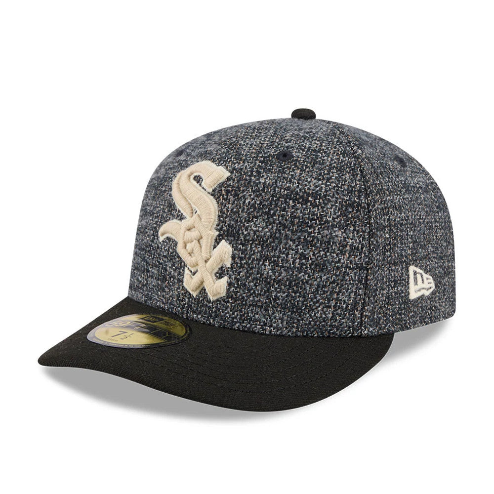 Chicago White Sox MLB Tweedy Cotton Black New Era 59FIFTY Fitted Cap, three-quarter view showing the raised white embroidered Sox logo on the grey tweed-style crown, a black flat visor with a gold 59FIFTY size sticker.