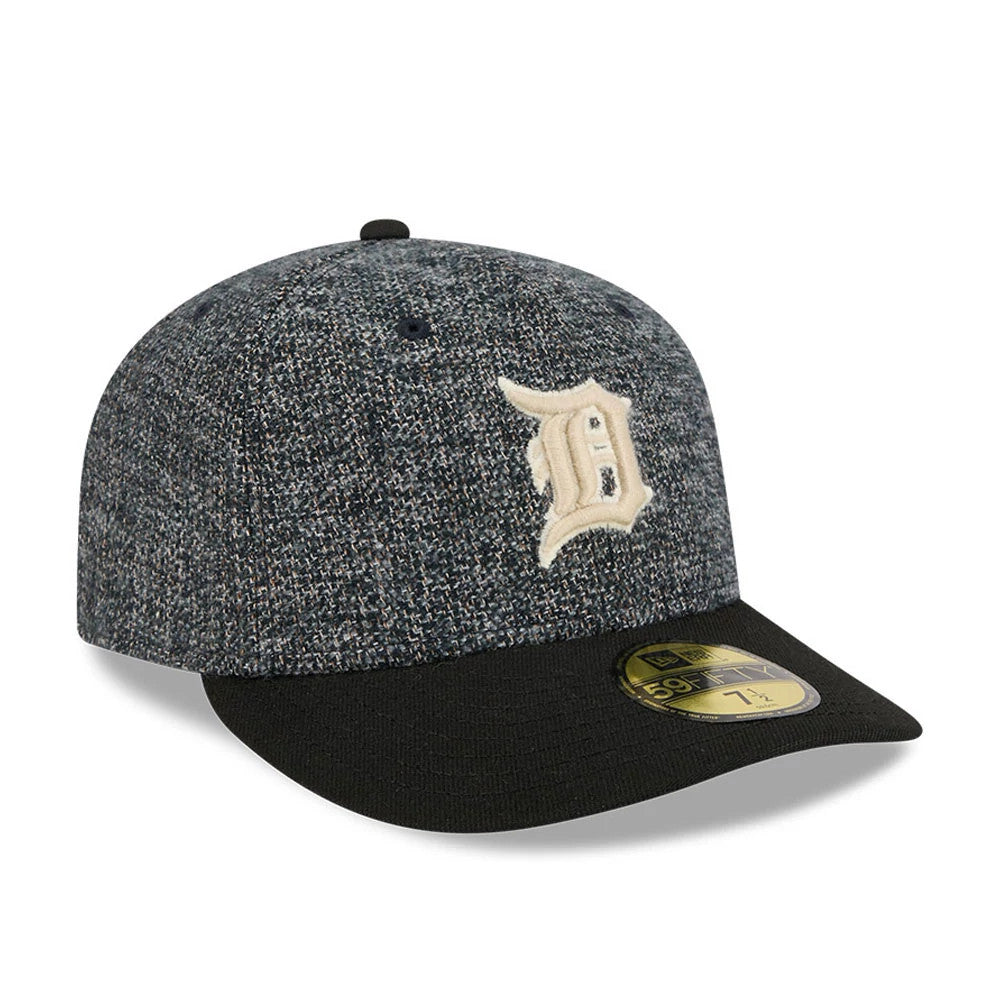 LA Dodgers MLB Tweedy Cotton Black New Era 59FIFTY Fitted Cap, three-quarter view showing the cream embroidered logo on the front panel, a black flat visor, and a gold 59FIFTY size sticker on the top of the visor.