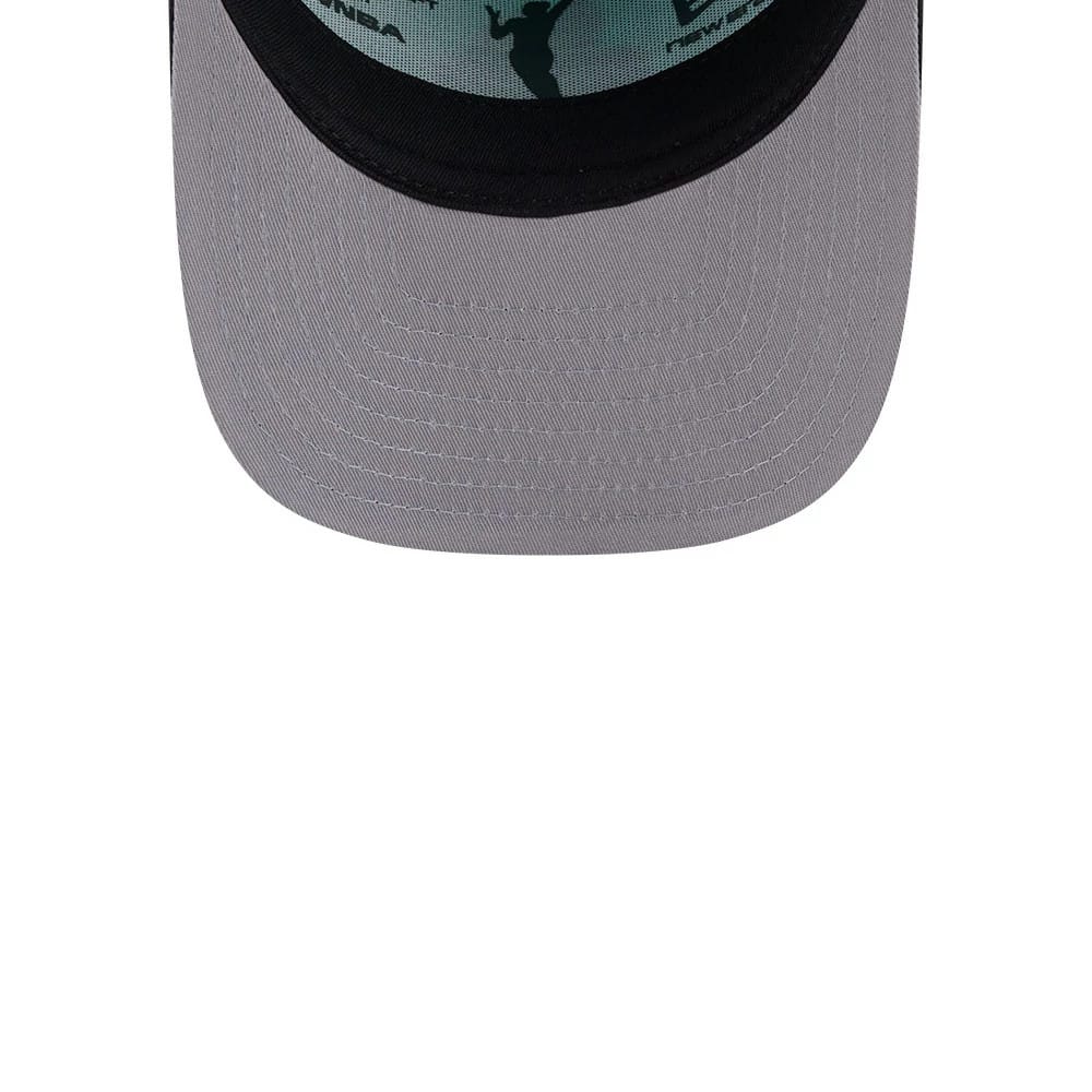 Pictured is this WNBA Draft 2026 New York Liberty 9FIFTY A-Frame Snapback cap in pastel green. 2