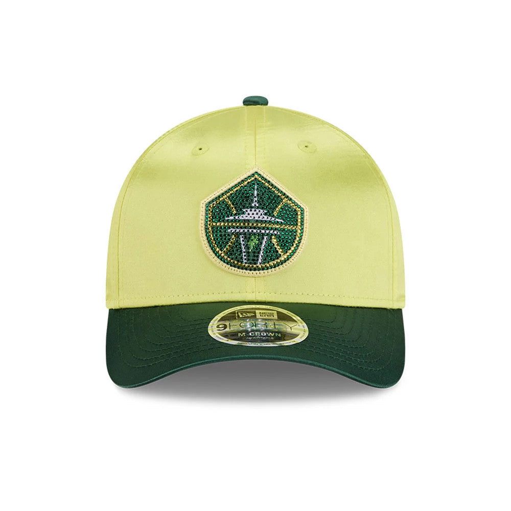 Seattle Storm WNBA Draft 2026 Yellow New Era 9FORTY M-Crown Adjustable Cap, front view showing a raised embroidered green and yellow Seattle Storm logo on the front panel, with a dark green curved visor and a 9FORTY size sticker.