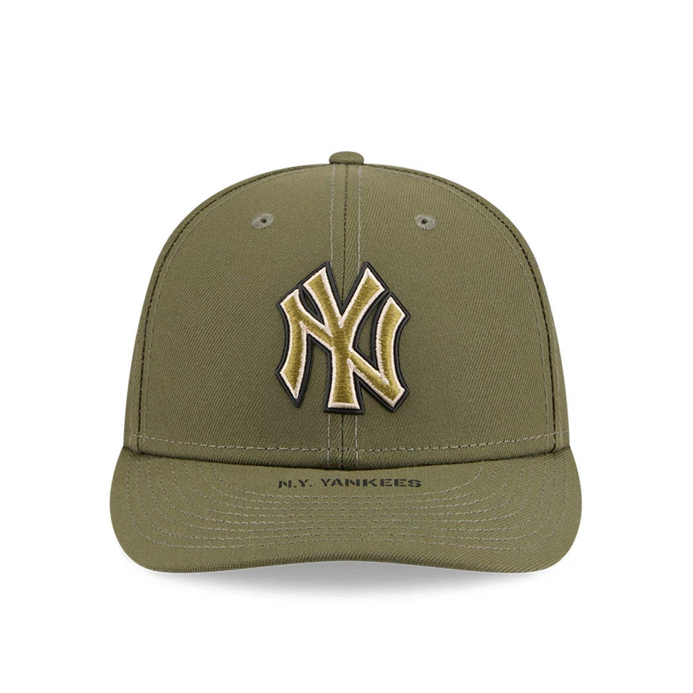 Yankees MLB Armed Forces Day 2026 Green Low Profile New Era 59FIFTY Fitted Cap, front view showing the raised gold and black embroidered NY logo on the structured green crown and the N.Y. Yankees text on the matching curved visor.