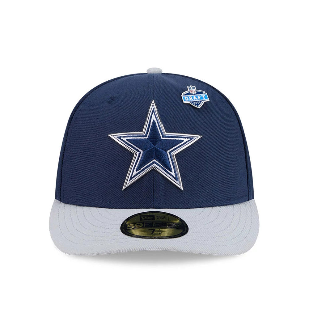 Dallas Cowboys NFL Draft 2026 Dark Blue New Era 59FIFTY Fitted Cap, front view showing a large embroidered white and blue star logo on the dark blue crown, grey visor with a gold 59FIFTY size sticker, and an NFL Draft pin on the side.