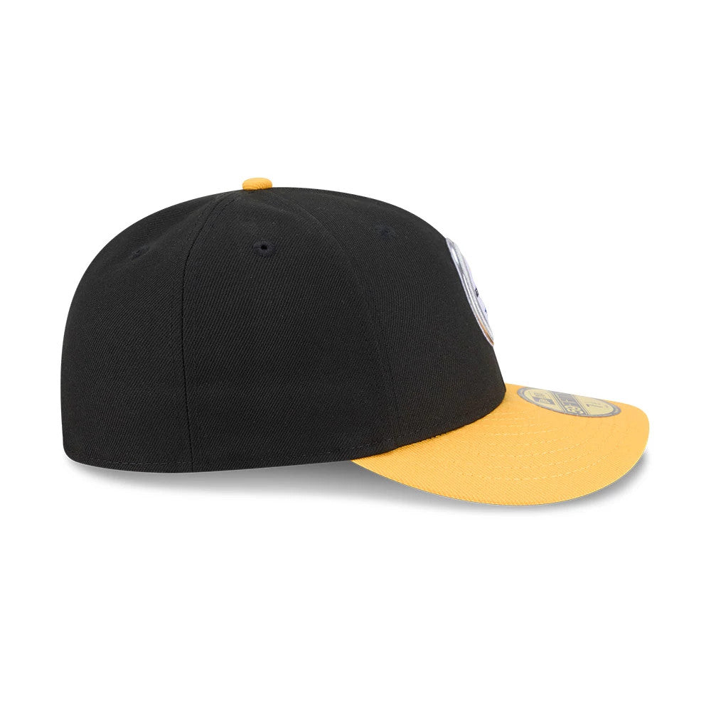Pittsburgh Steelers NFL Draft 2026 Black New Era 59FIFTY Fitted Cap, side view showing the grey embroidered New Era flag logo on the left side of the structured black crown, with a yellow curved visor and a gold 59FIFTY size sticker.
