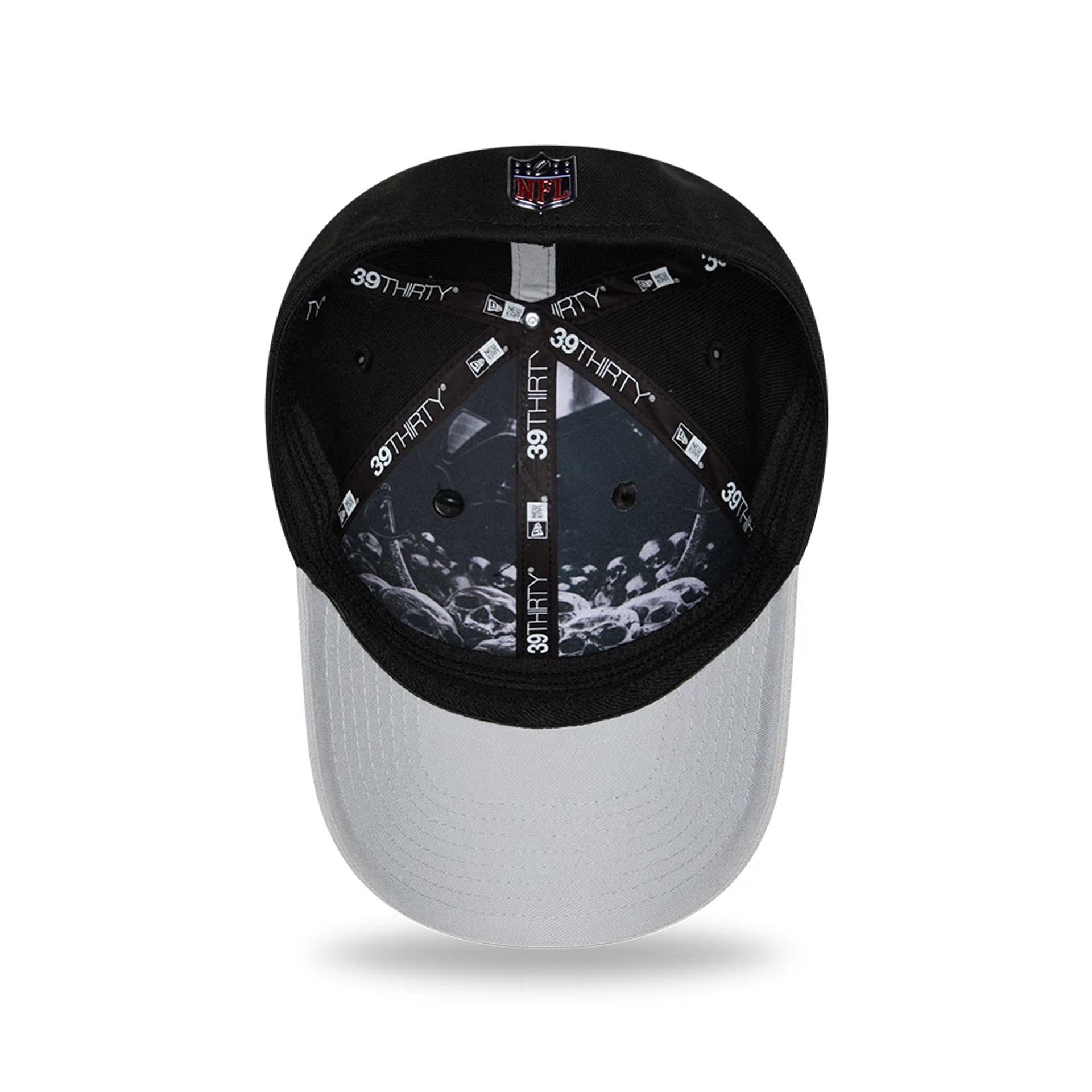 Pictured is this NFL Draft 2026 Las Vegas Raiders 39THIRTY M-Crown Stretch Fit cap in black. 2