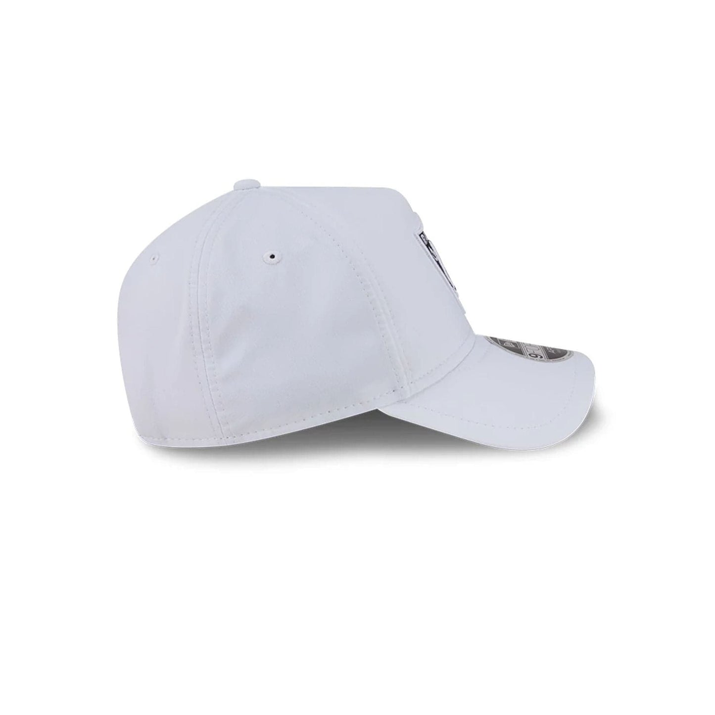 Las Vegas Raiders NFL Quickstrike White New Era 9FORTY Apex Adjustable Cap, side view showing the structured white crown with two eyelets, a partially front logo on the front panels.