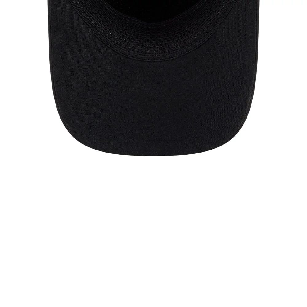 Pictured is this MLB Quickstrike Chicago White Sox 9FORTY Apex cap in black on black. 7