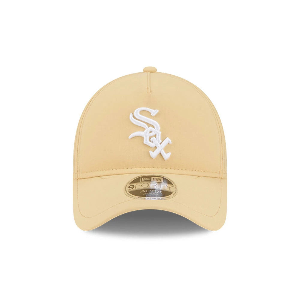 Pictured is this MLB Quickstrike Chicago White Sox 9FORTY Apex cap in white. 3