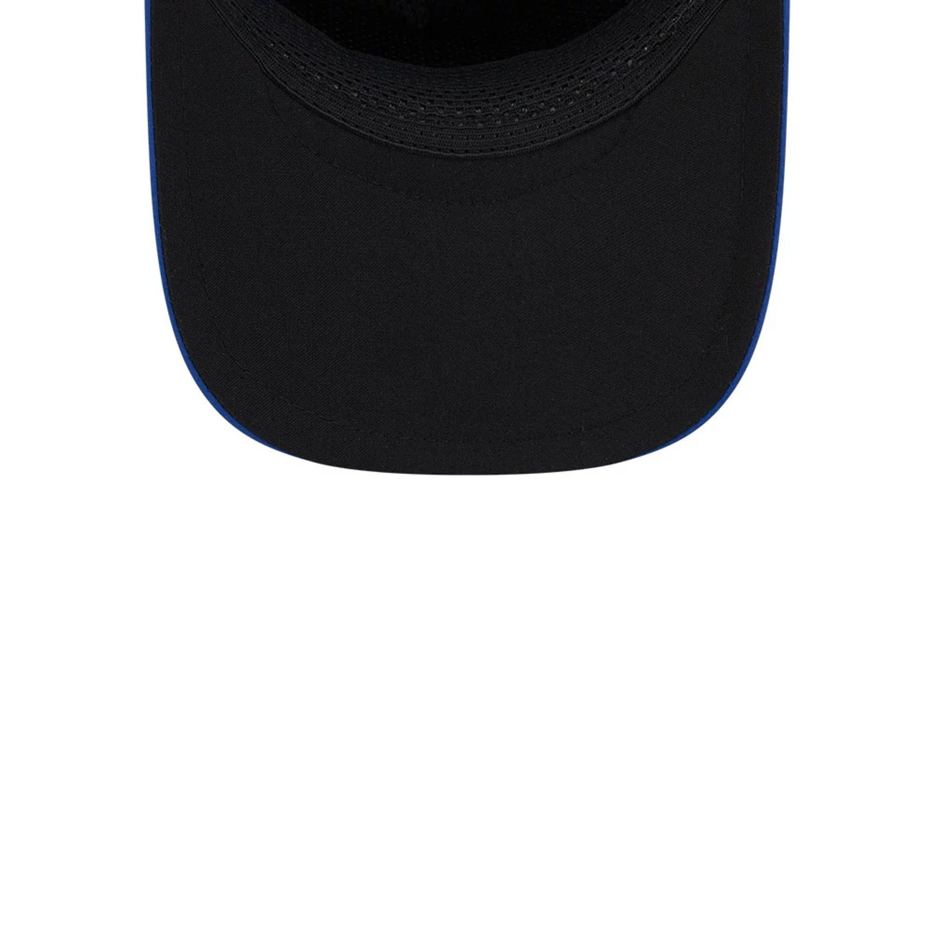 Pictured is this MLB Quickstrike Chicago Cubs 9FORTY Apex cap in blue. 2