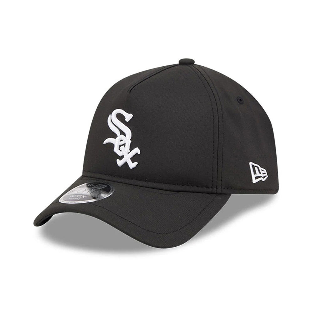 Chicago White Sox MLB Quickstrike Black New Era 9FORTY Apex Adjustable Cap, three-quarter view showing the raised white embroidered Sox logo on the front panel, a curved black visor with a 9FORTY size sticker.