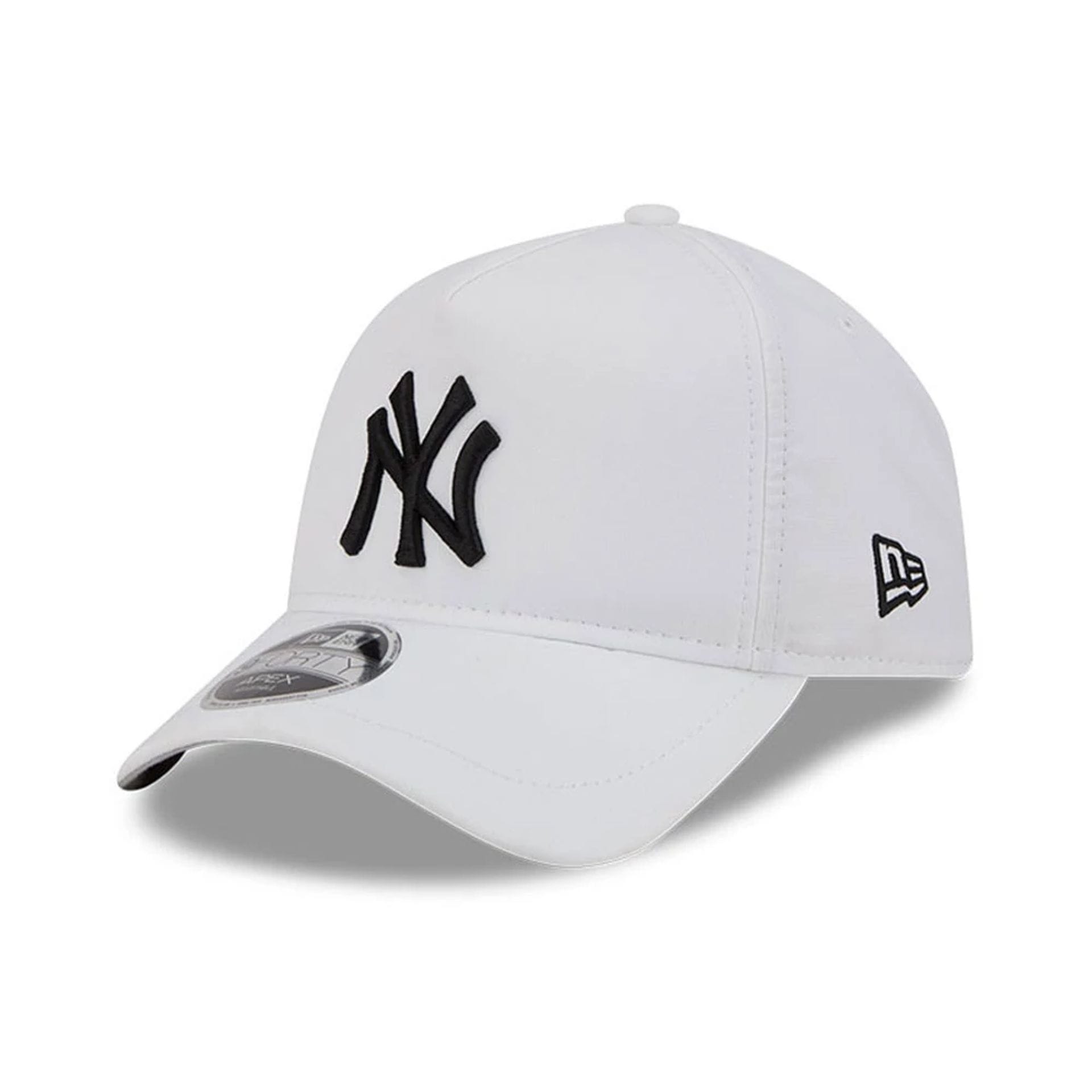 Pictured is this MLB Quickstrike New York Yankees 9FORTY Apex cap in white. 1