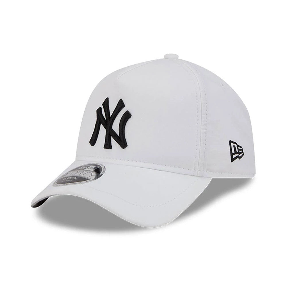 New York Yankees MLB Quickstrike White New Era 9FORTY Apex Adjustable Cap, front view showing the raised black NY logo embroidered on the structured white crown, with a curved white visor and 9FORTY size sticker.